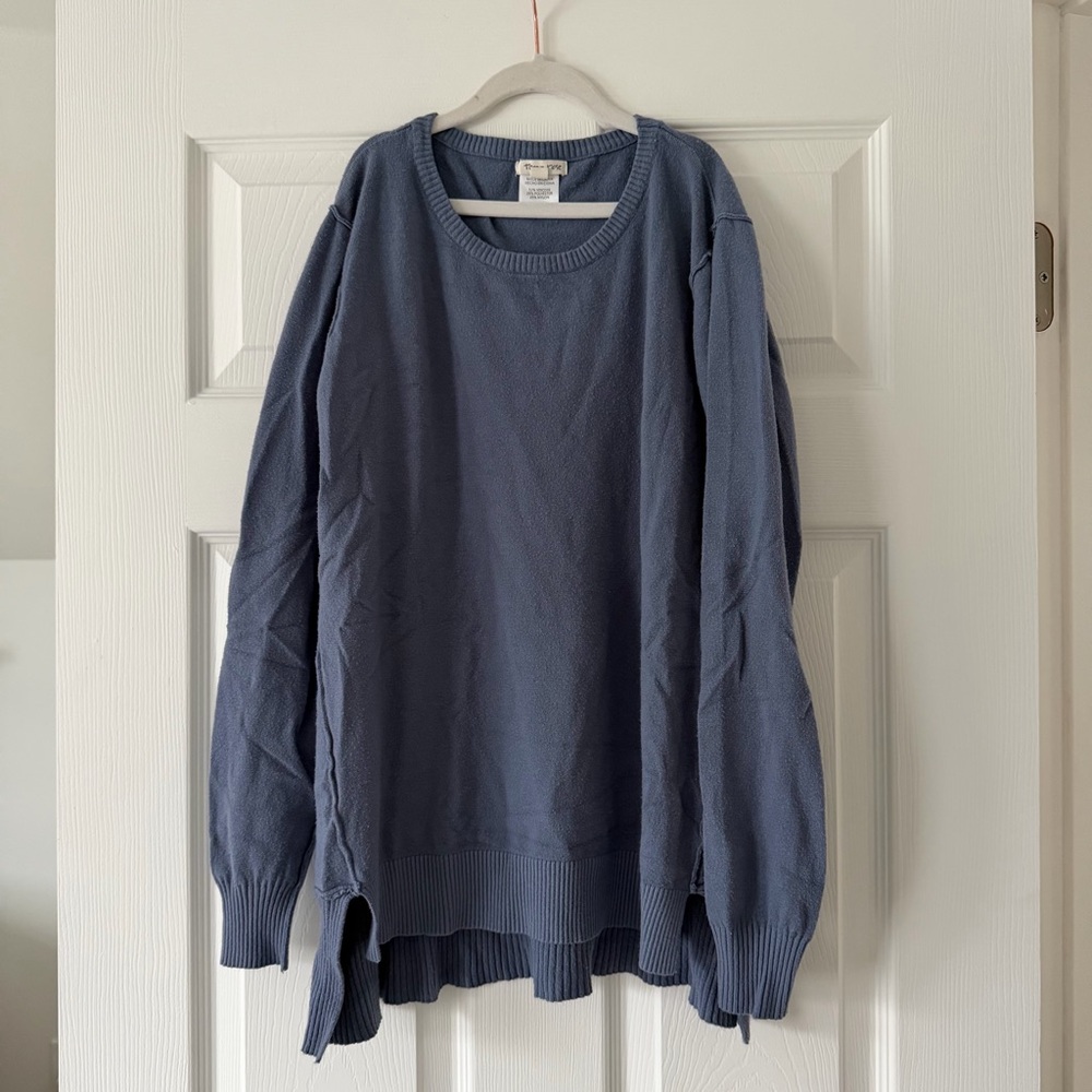 Tea n Rose Blue Long Sleeve Top